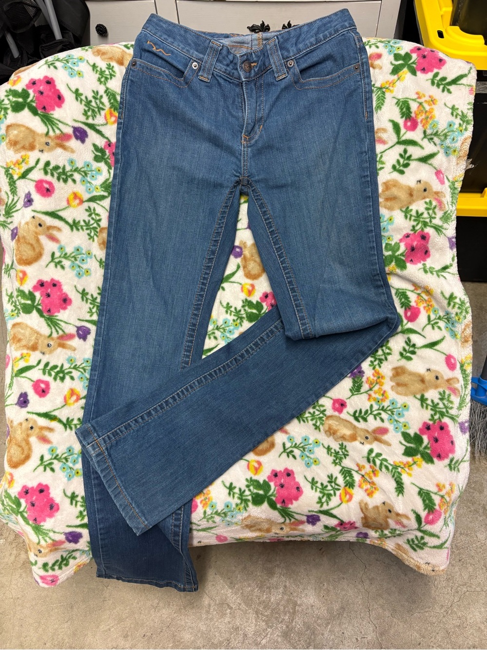 Classic Women's Midwash Blue Straight Jeans